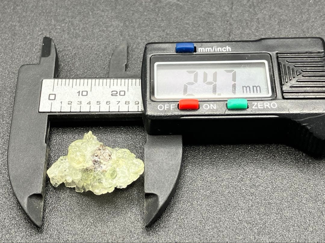 ハイアライトオパール 原石 天然石 パワーストーン 蛍光 自然光