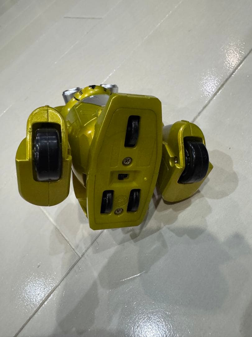 「特命戦隊ゴーバスターズ」のバディロイド、「SSBL ウサダ・レタス」のおもちゃ