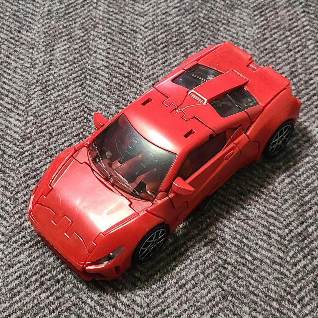 トランスフォーマー スタジオシリーズ SS-66 オートボット ディーノ