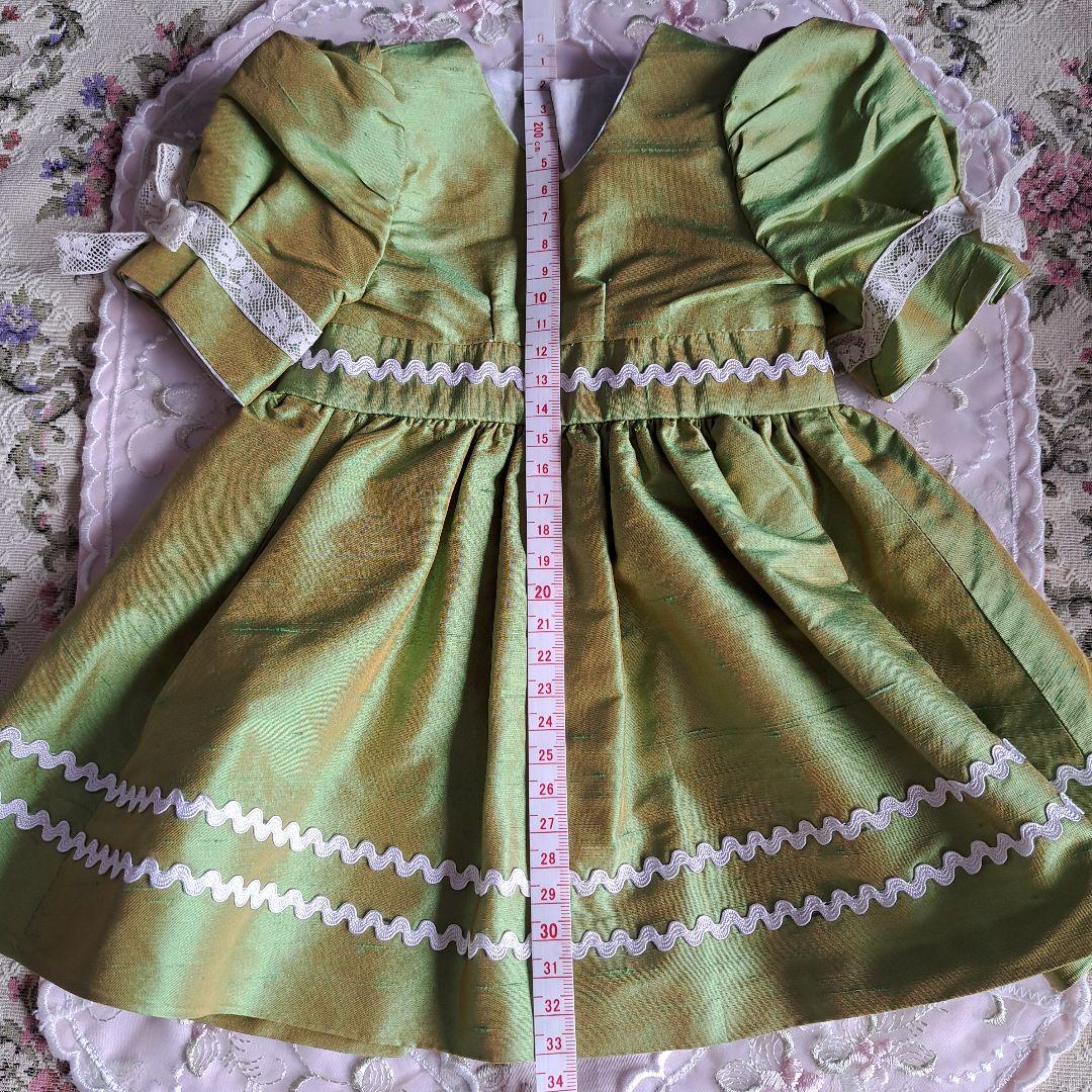 ビスクドール　ドレスとボネ