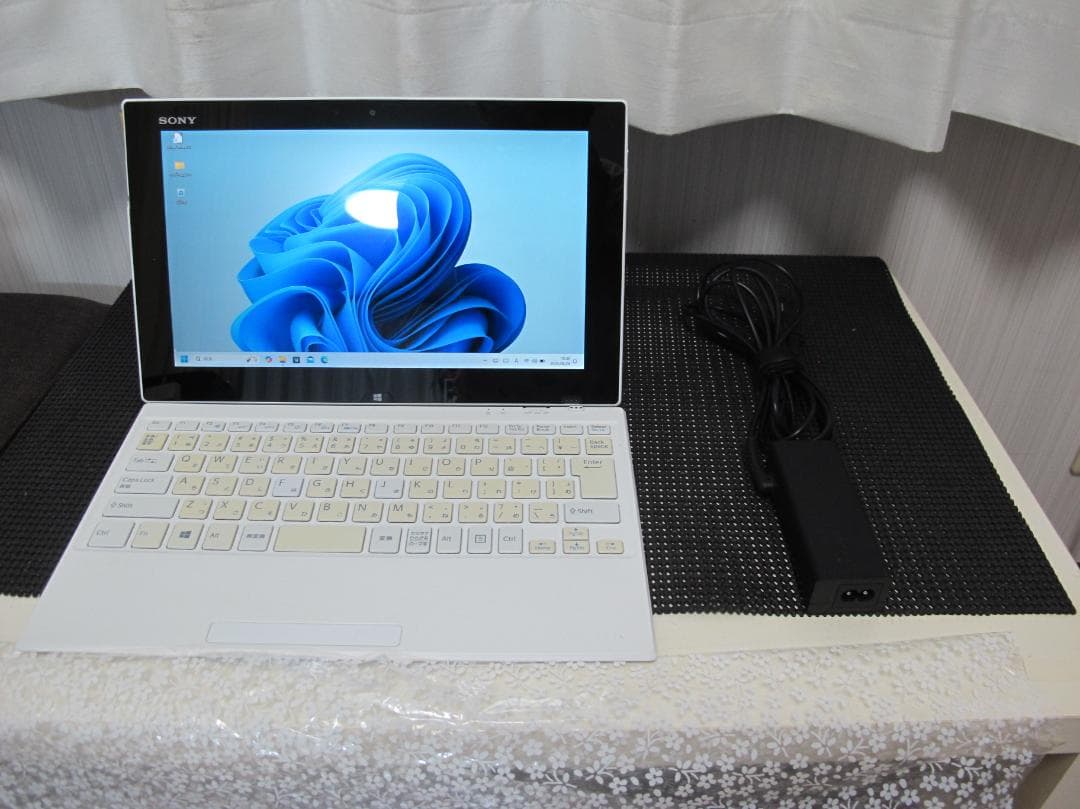 SONY VAIO Tap 11 Windows 11 タブレットPC 白