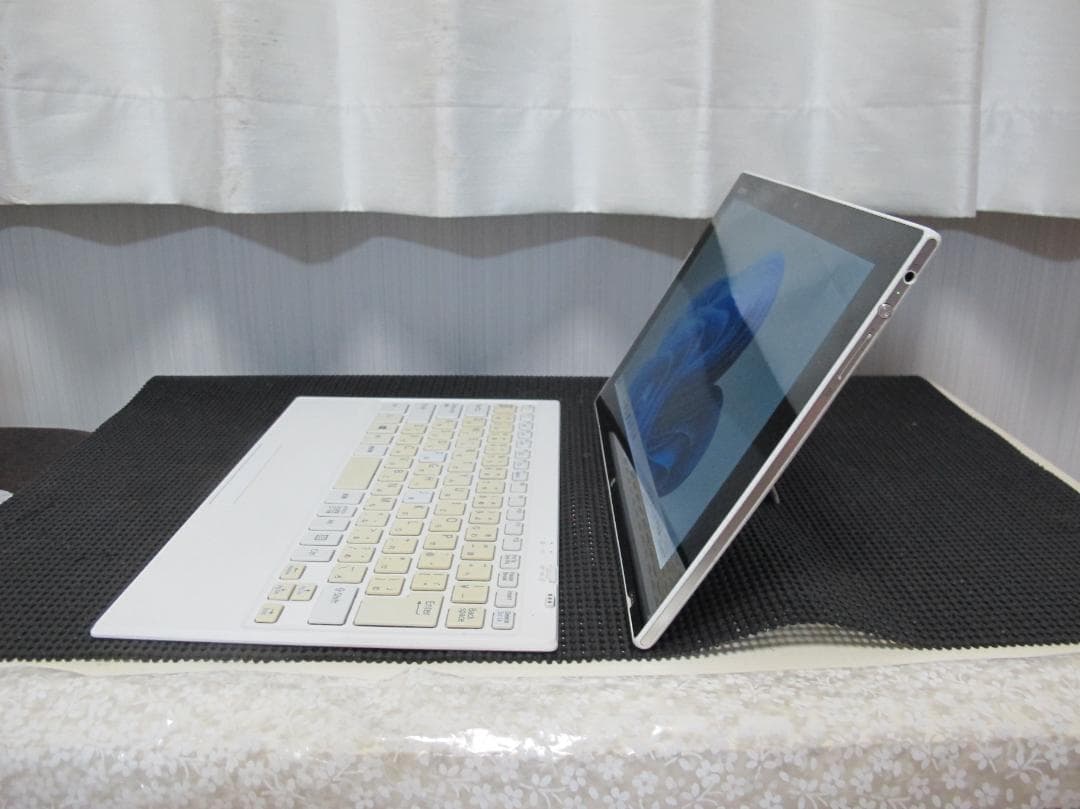 SONY VAIO Tap 11 Windows 11 タブレットPC 白