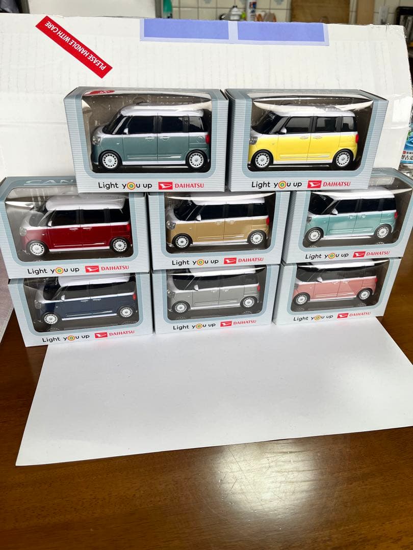 ムーブ キャンバス ミニカー ストライプス 8カラーセット！