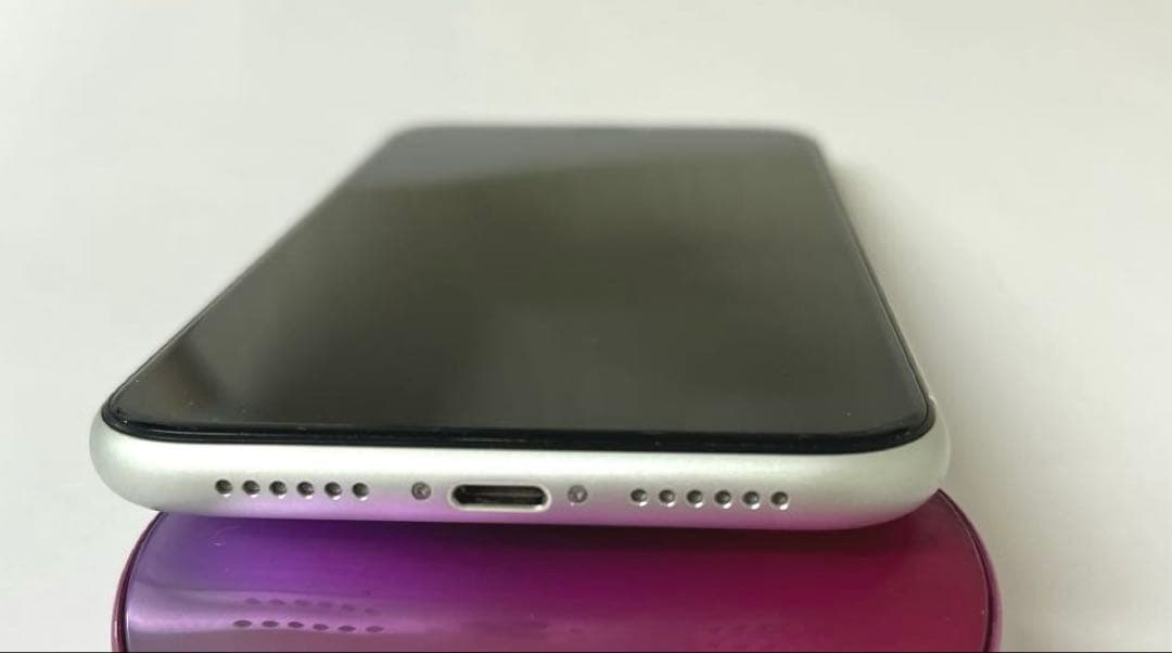 美品 iPhone XR 64G 白 本体