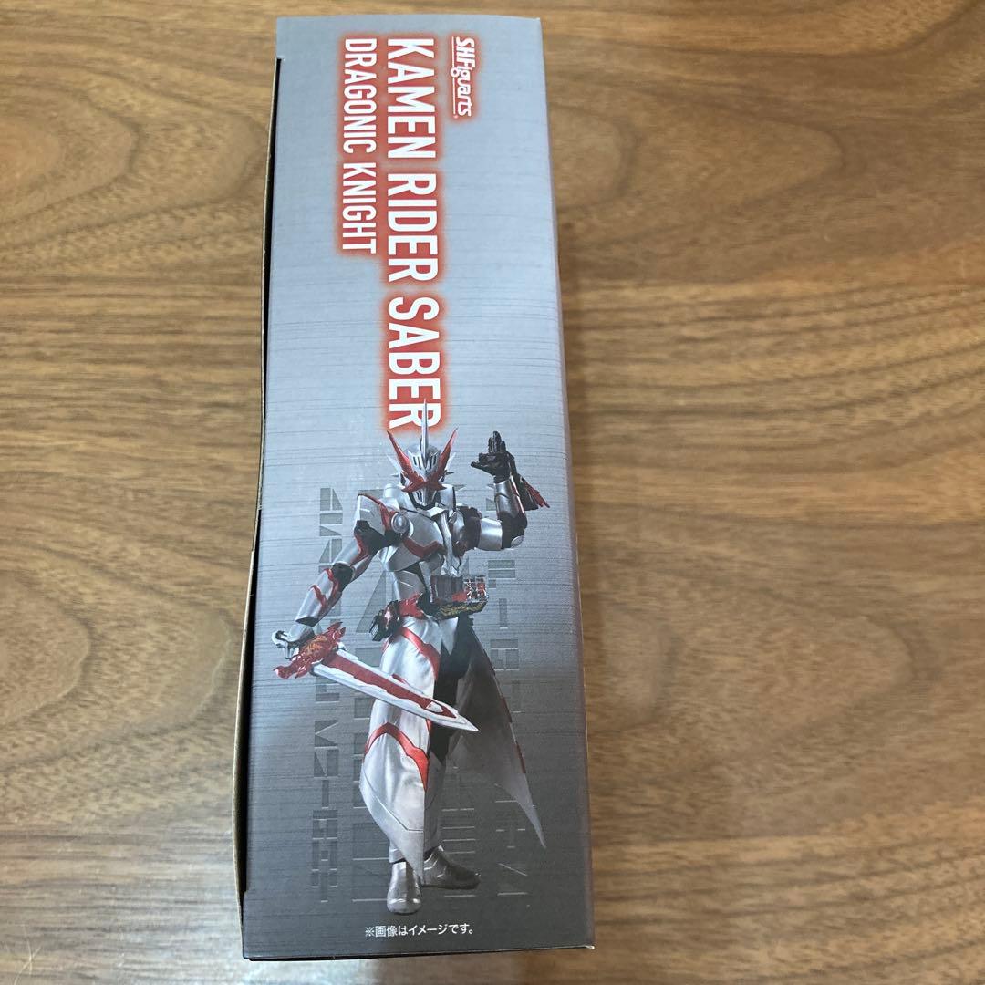 SHFiguarts 仮面ライダーセイバー ドラゴニックナイト