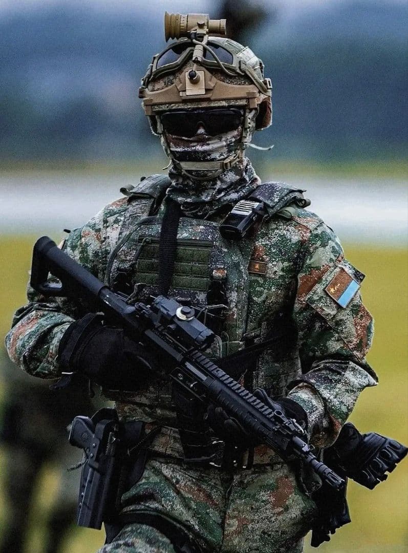 中国人民解放軍特殊部隊 プレキャリ＆ファーストライン