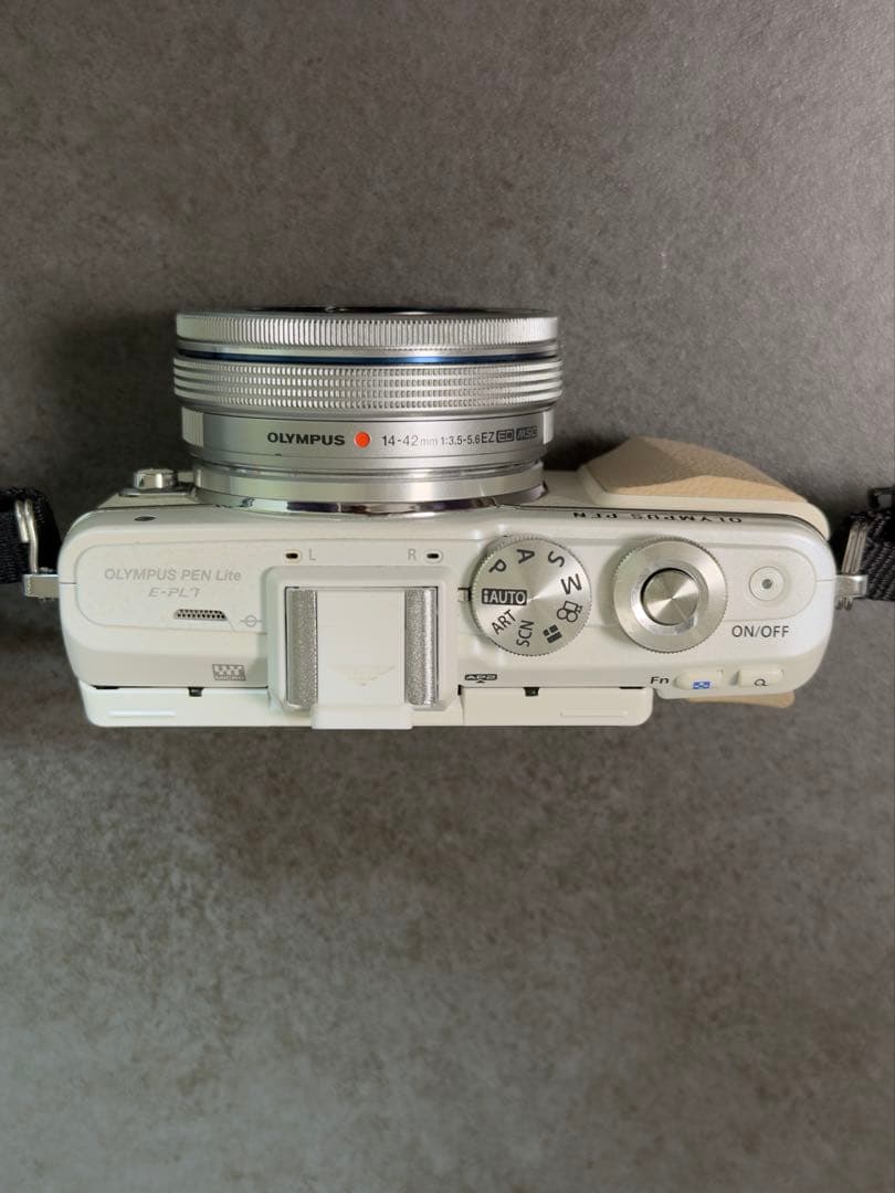 OLYMPUS PEN Lite E-PL7 ホワイト レンズセット