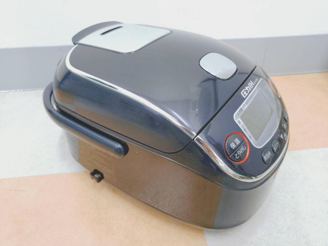 リ*ウ様 象印 圧力IH炊飯ジャー　極め炊き（3合炊き）NP-RZ05