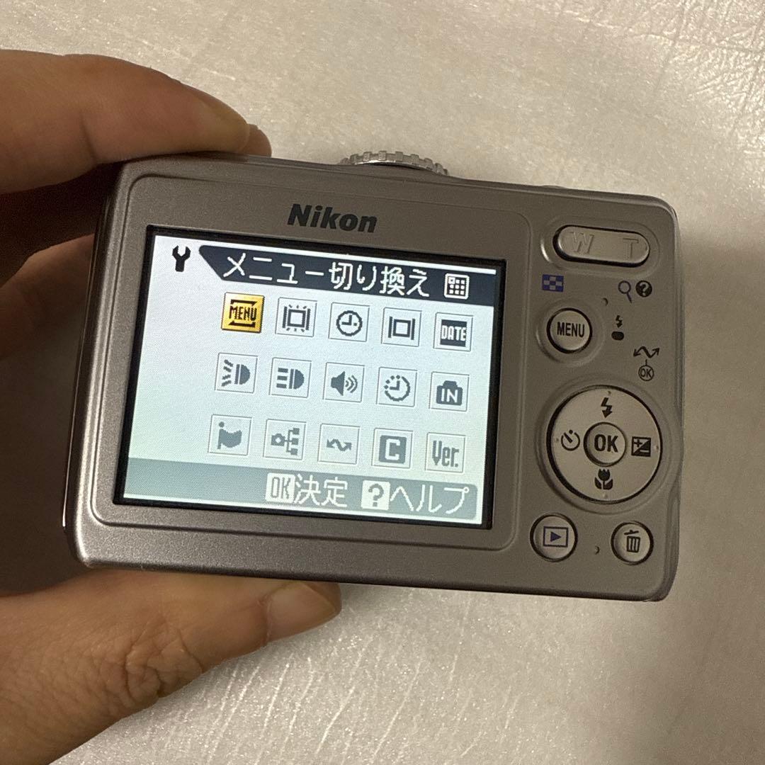 ❗️激安価格❗️デジカメ　本体　Nikon Coolpix P4 VR