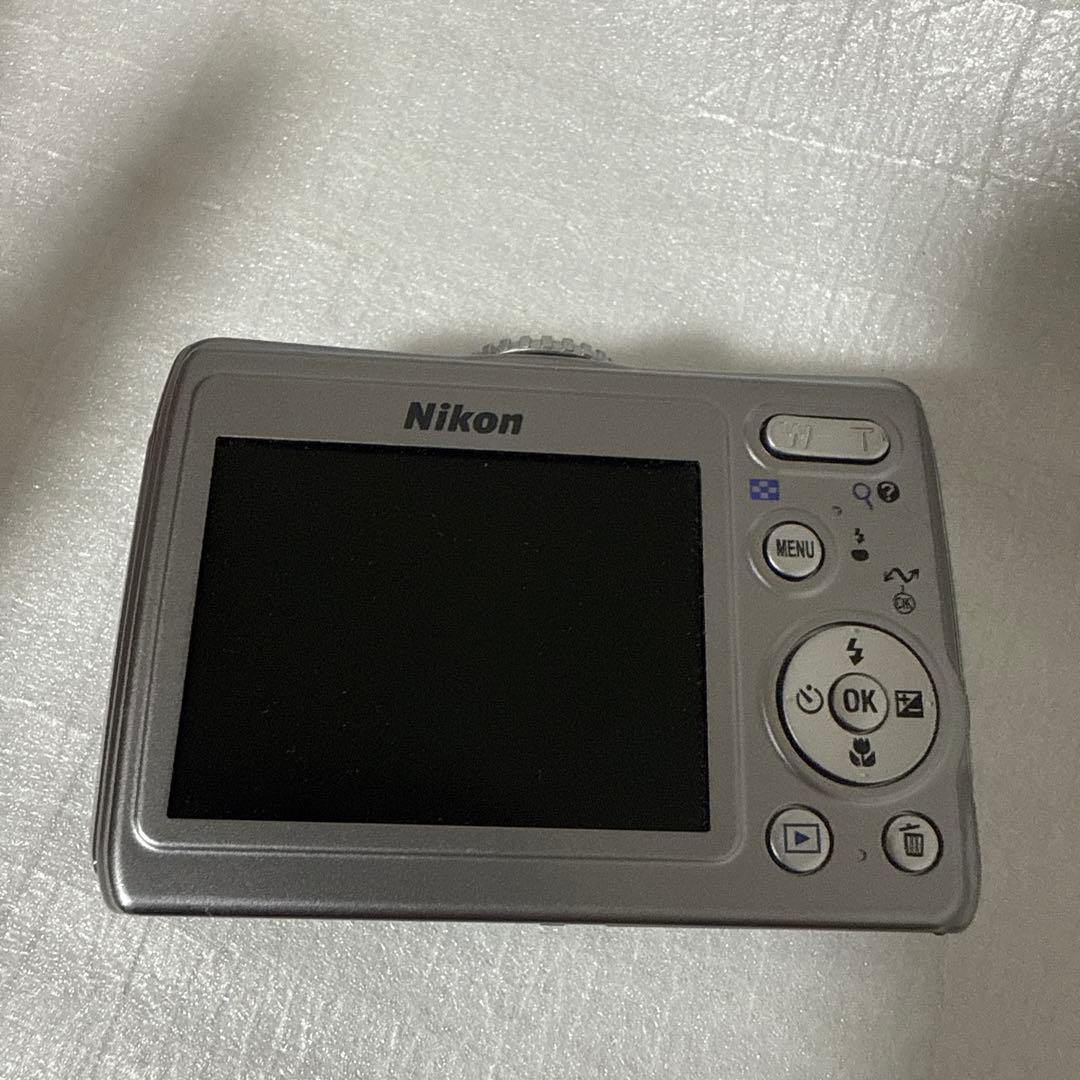 ❗️激安価格❗️デジカメ　本体　Nikon Coolpix P4 VR