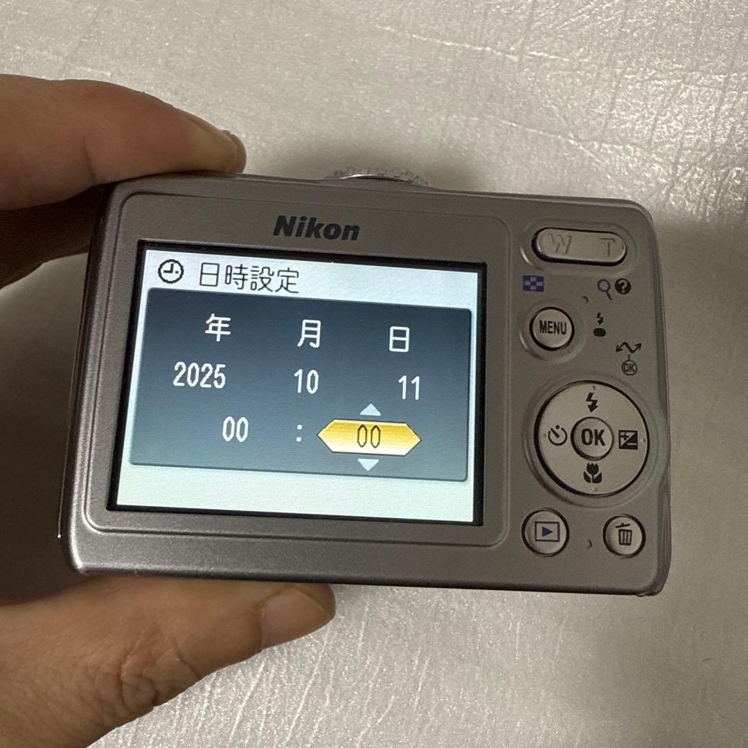 ❗️激安価格❗️デジカメ　本体　Nikon Coolpix P4 VR