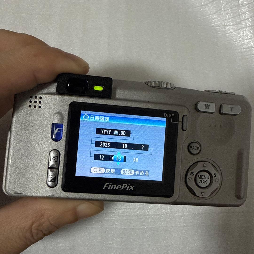 ❗️激安価格❗️デジカメ　本体　FUJIFILM Finepix F700