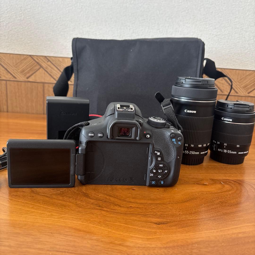 CANON EOS Kiss X8i ダブルズームキット