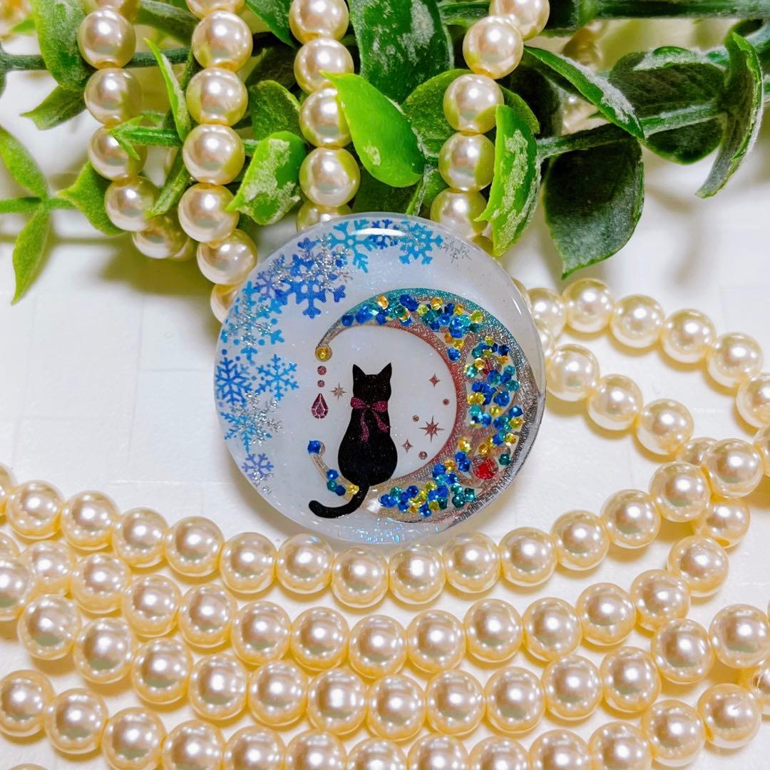 ひなた♡様お取置きです。レジンヘアゴム 月と黒猫ちゃん 氷の国No.837