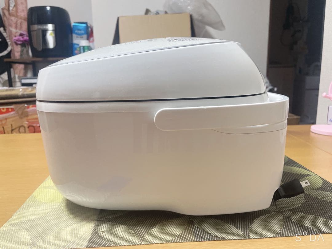TOSHIBA IH炊飯器 RC-10E6VR 5.5合