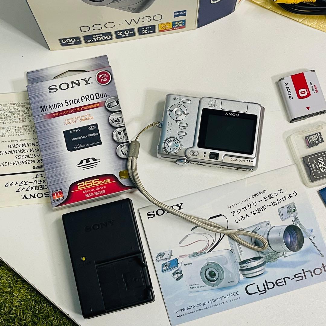SONY Cyber-Shot DSC-W30コンパクトデジタルカメラ動作品