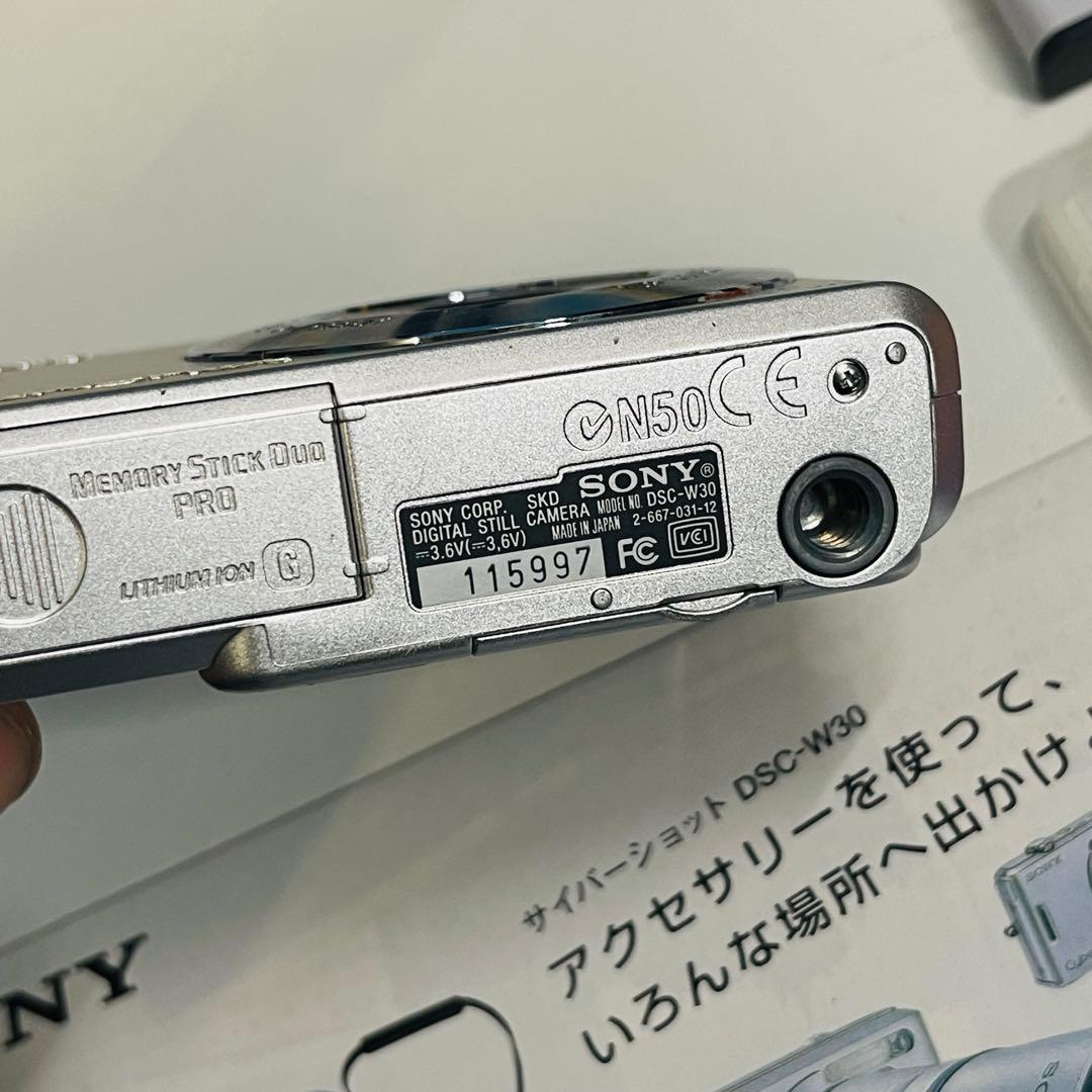SONY Cyber-Shot DSC-W30コンパクトデジタルカメラ動作品