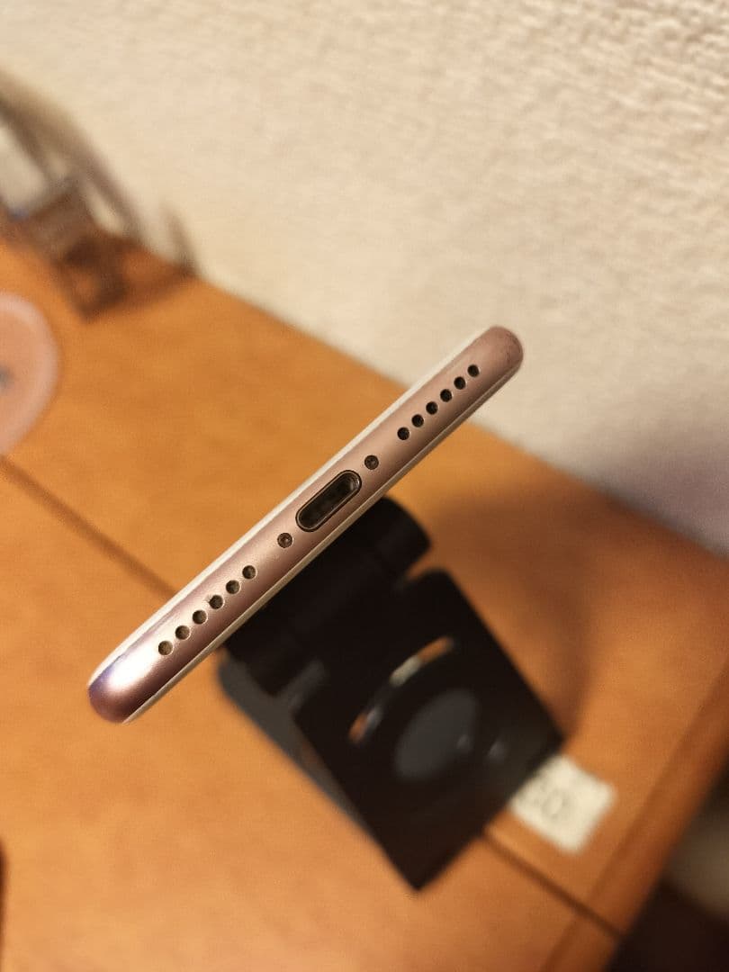 Apple iPhone 7 32GB バッテリー92% simフリー