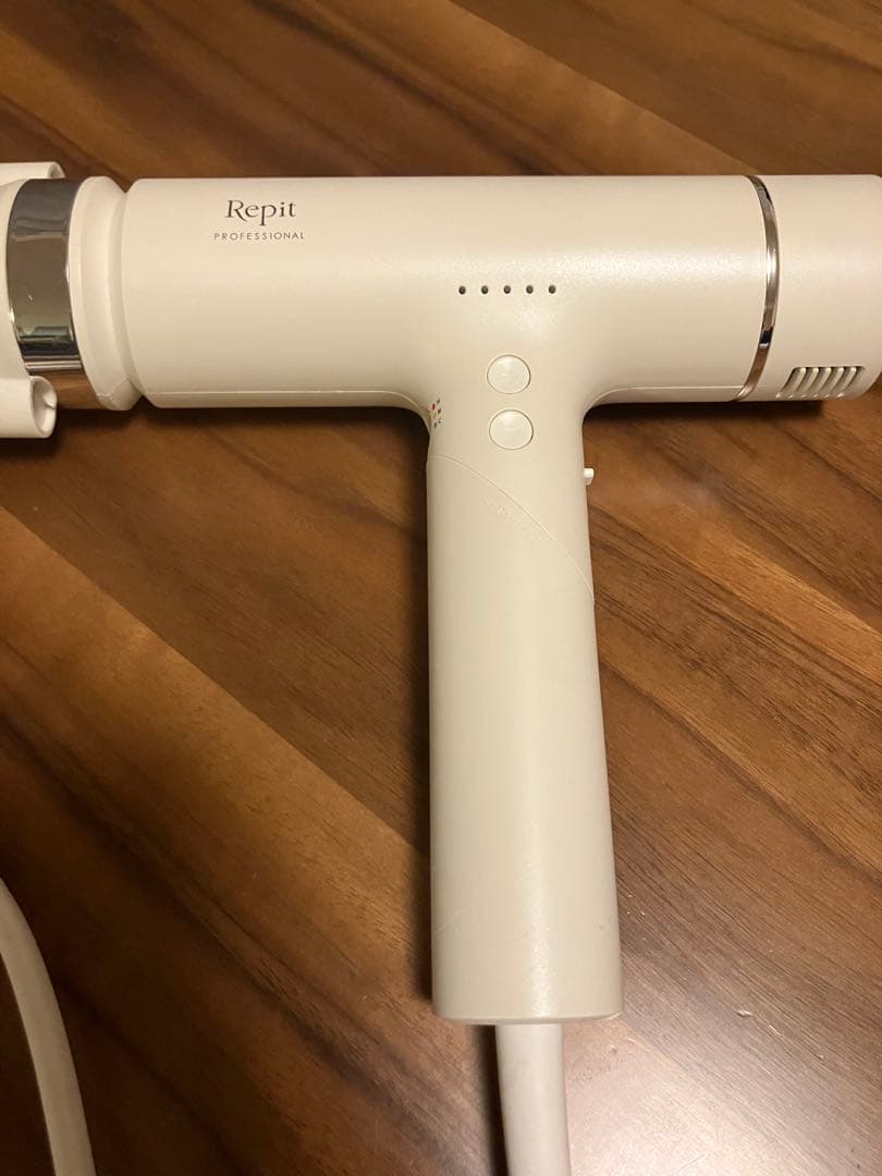 【匿名発送】Repit レピ クリニキュアドライヤー　CRD-P03FW