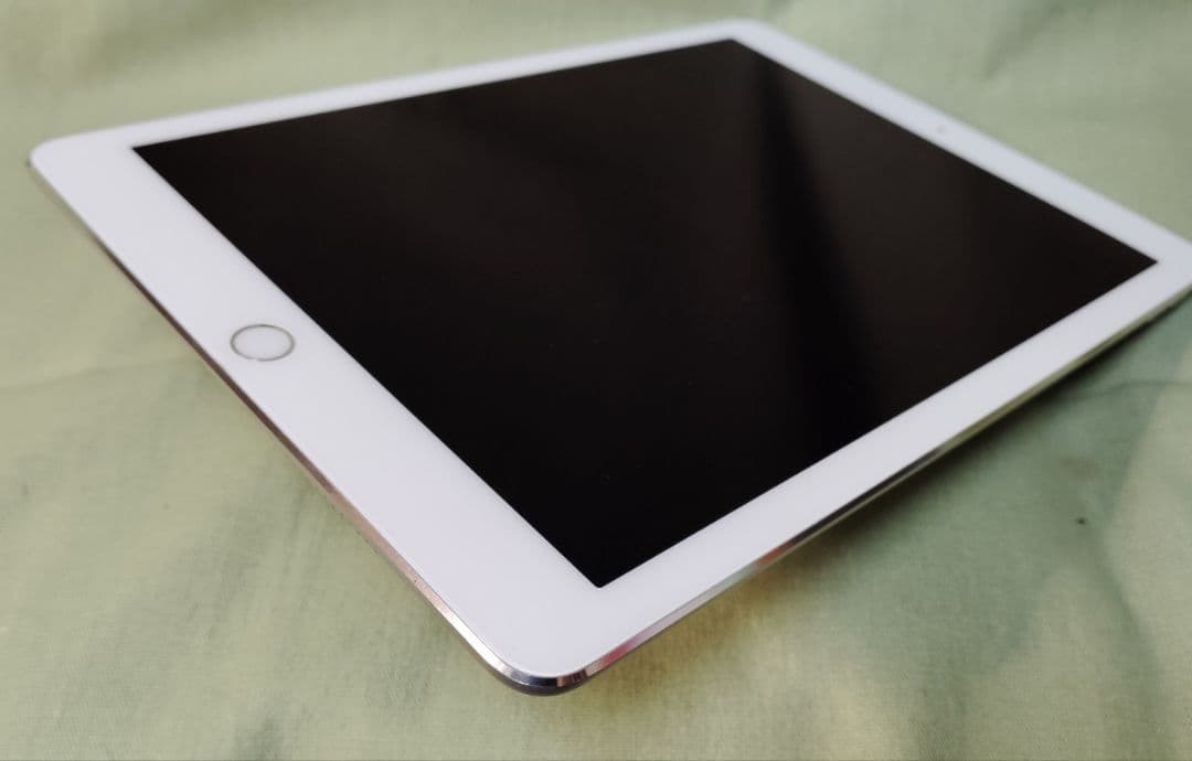 apple ipad pro 9.7インチ 32GB 社外ペン キーボード付