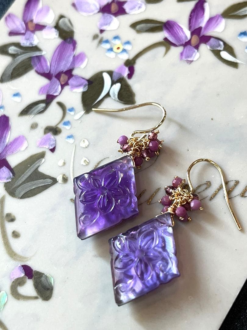《1点限定》アメジスト＆MOPフラワーローゼンジ＊ピアスorイヤリング