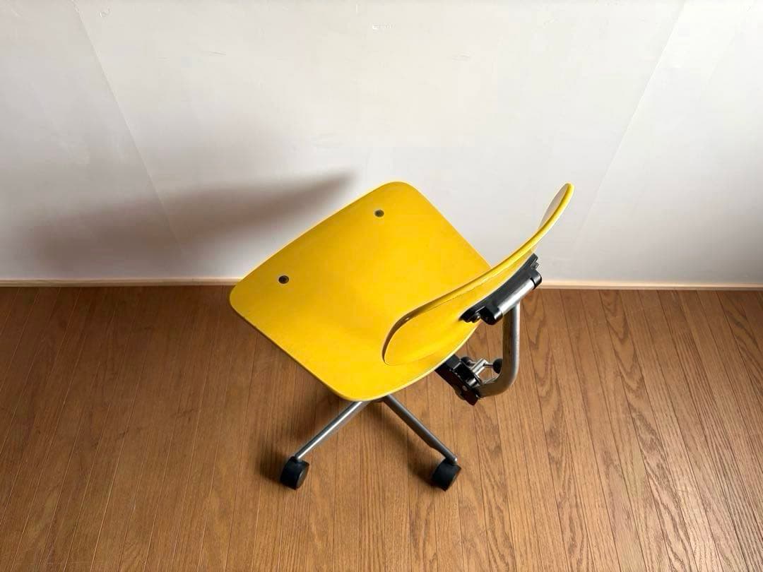 北欧ヴィンテージ KEVI ケヴィチェア イエロー 4本脚 アンティーク レトロ