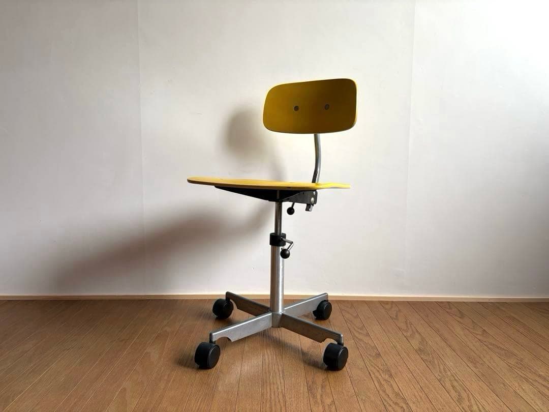 北欧ヴィンテージ KEVI ケヴィチェア イエロー 4本脚 アンティーク レトロ