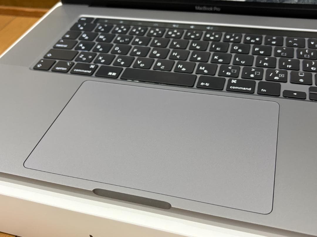 MacBook Pro 2019 16インチ 16GB SSD 1TB i9