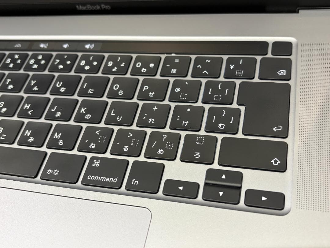 MacBook Pro 2019 16インチ 16GB SSD 1TB i9