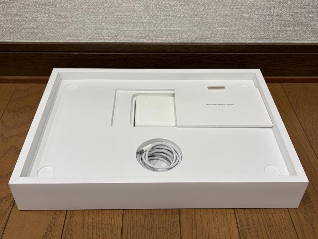 MacBook Pro 2019 16インチ 16GB SSD 1TB i9
