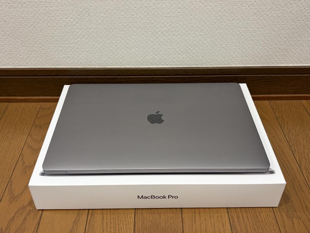 MacBook Pro 2019 16インチ 16GB SSD 1TB i9