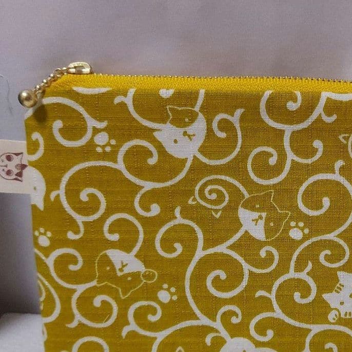 マチポーチ 唐草猫