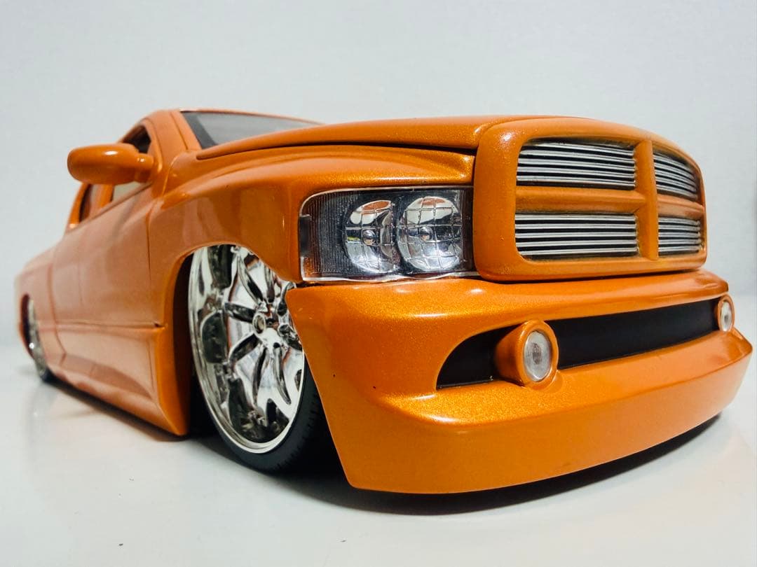 Jadaジェイダ/'03 Dodgeダッジ Ramラム 1500 1/18 廃版
