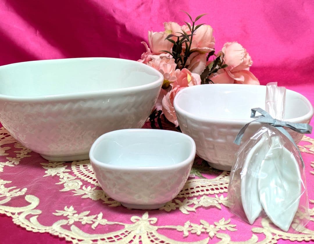 お値下げ❀ナルミ❀スクエア入れ子ボウル２セット❀未使用箱付