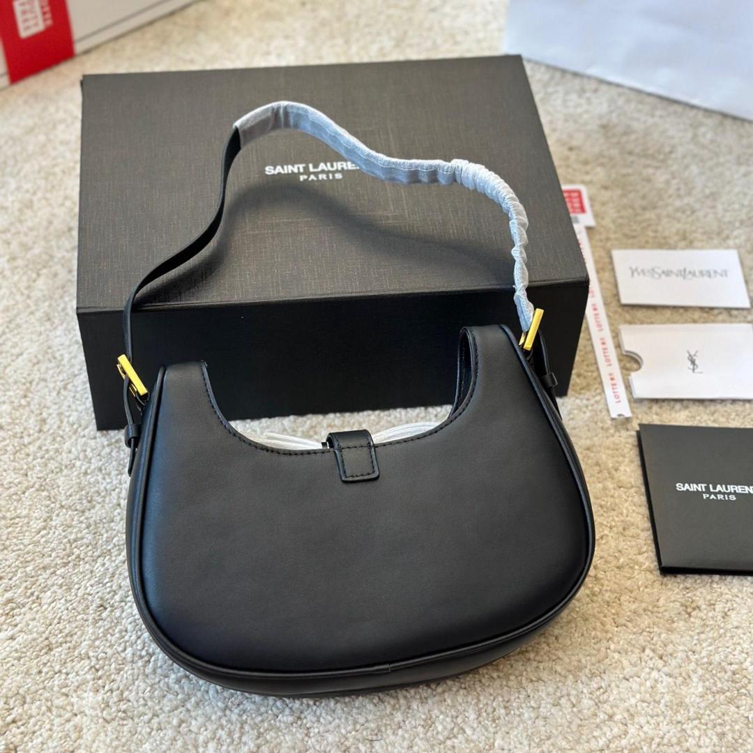 SAINT LAURENT Le Fermoir ブラックショルダーバッグ