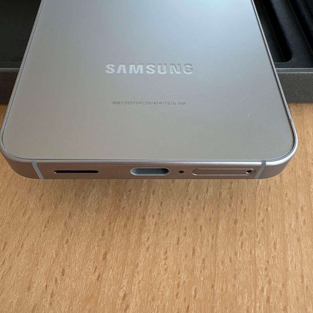 Samsung Galaxy S25 シルバー 国内版　256GB おまけつき