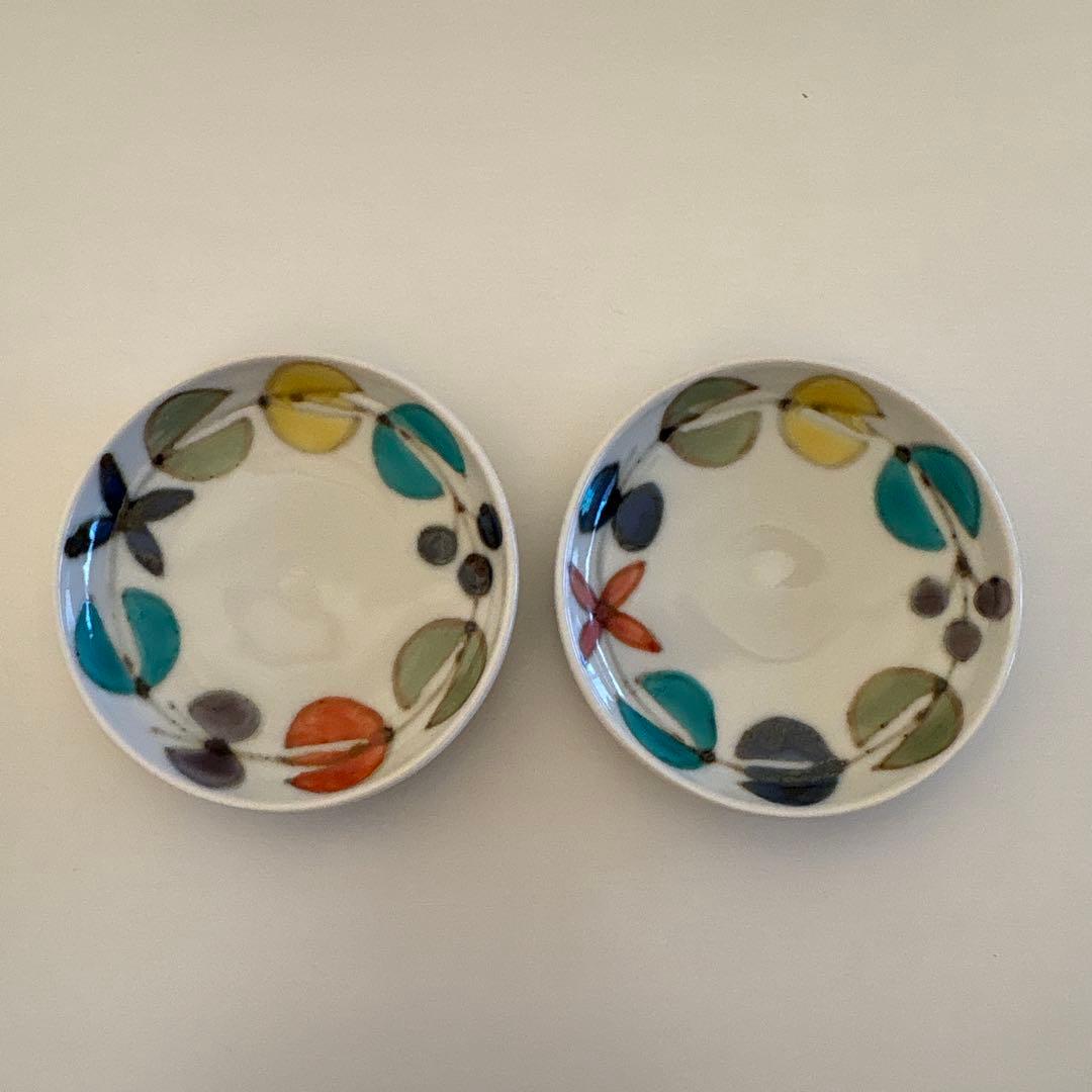 徳永遊心窯　色絵花繋ぎ　茶碗　小皿