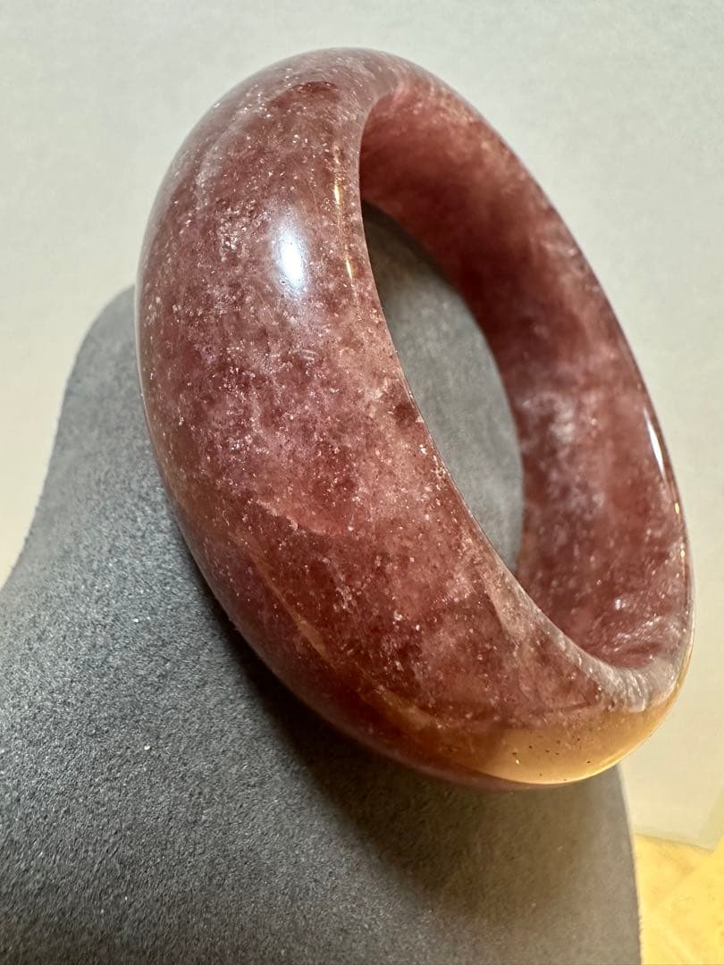 ストロベリークオーツバングル