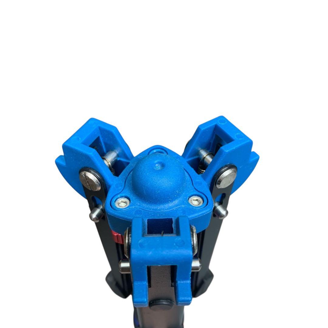 MOMAN ポータブルアルミカメラ一脚伸縮式トラベル一脚　三脚スタンドベース付①