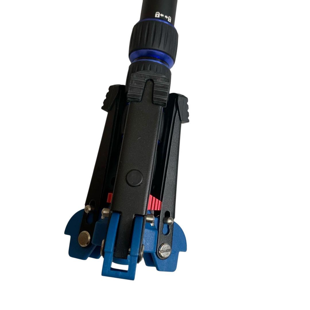 MOMAN ポータブルアルミカメラ一脚伸縮式トラベル一脚　三脚スタンドベース付①