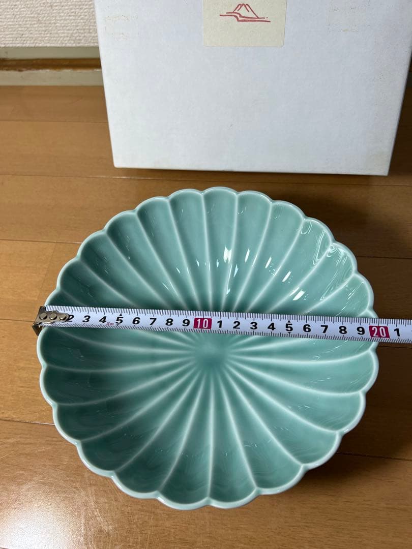 400 深川製磁　青磁　菊割鉢　未使用