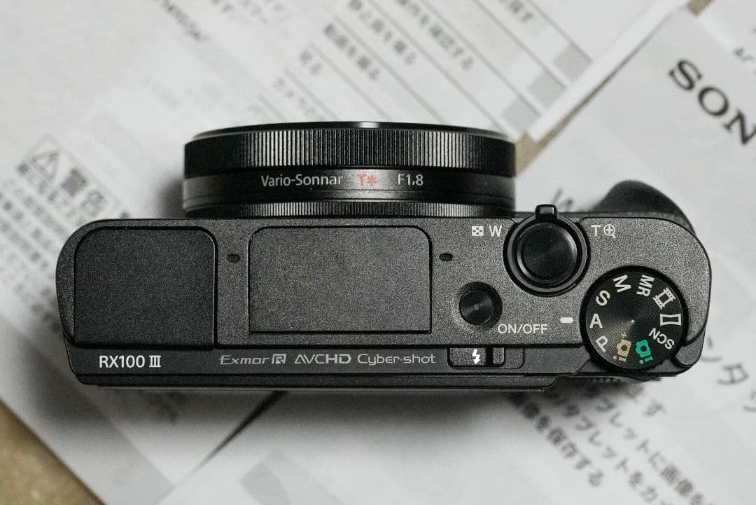 SONY サイバーショット DSC-RX100M3