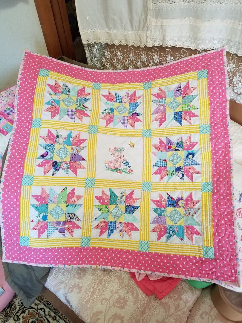 刺繍うさちゃんパッチワーク