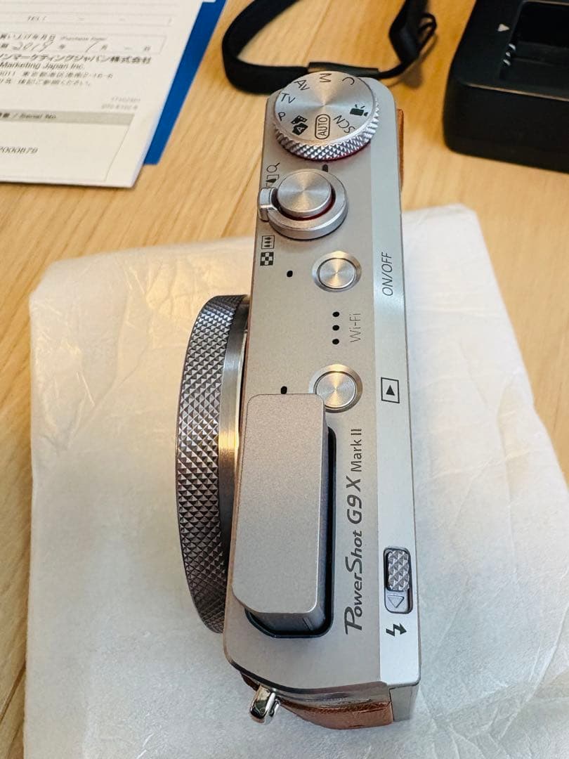 美品 canon キヤノン g9x mark ii ケースストラップ　コンデジ
