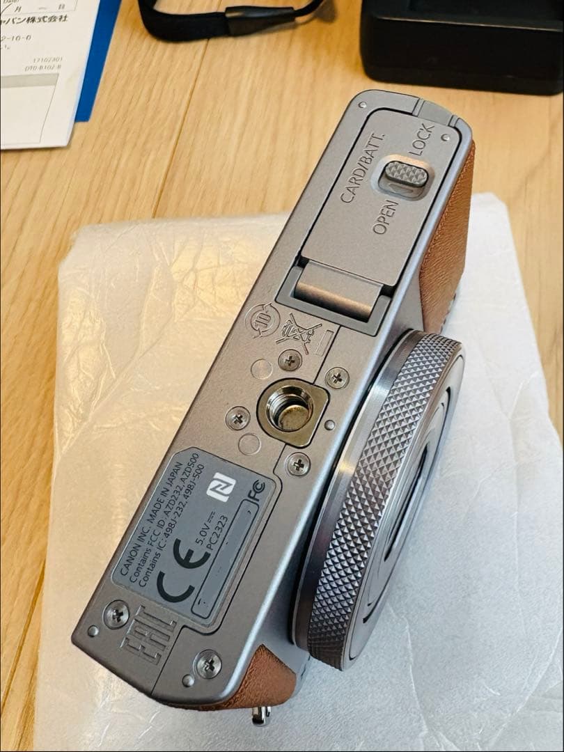 美品 canon キヤノン g9x mark ii ケースストラップ　コンデジ