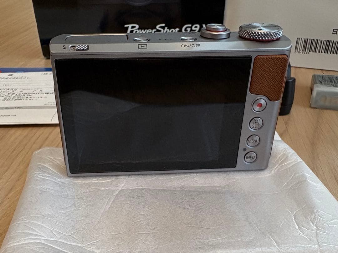 美品 canon キヤノン g9x mark ii ケースストラップ　コンデジ