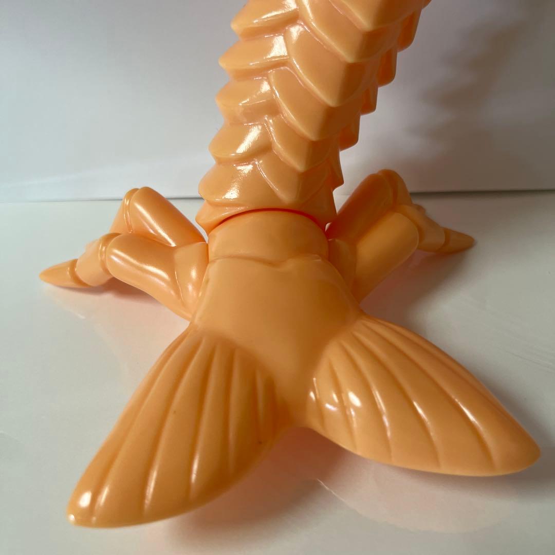 M1号　ビラ星人　ウルトラセブン　スタンダードサイズ　薄橙色成型　ソフビ