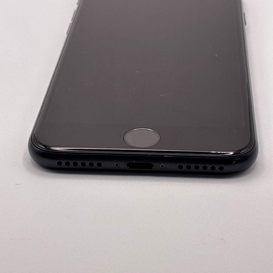【バッテリー92%】SIMフリー iPhone SE第２世代 64GB ブラック