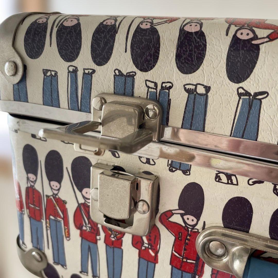 Cath Kidston　トランク　兵隊