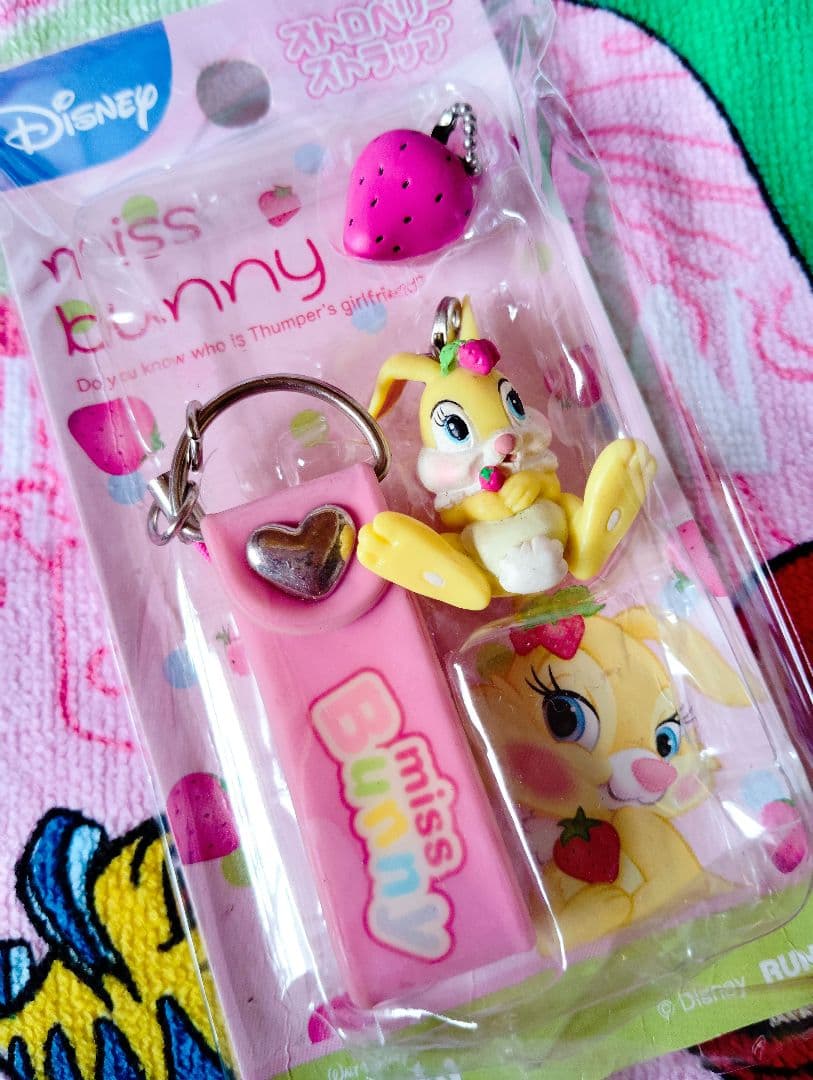 ディズニー♡ミスバニー いちごマスコット ストラップ【激レア】